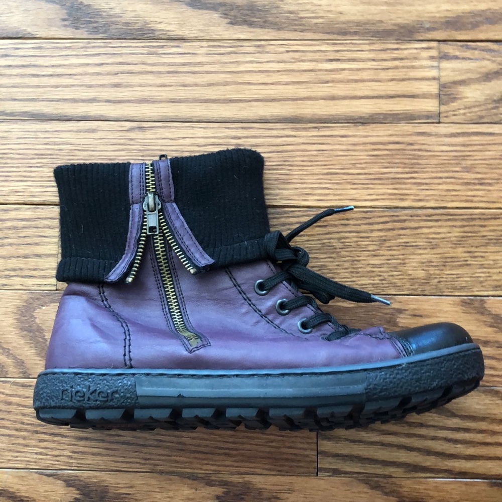 Women’s Rieker fleece lined, purple, leather, boot